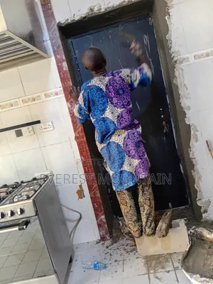 Expert on Bricklayer