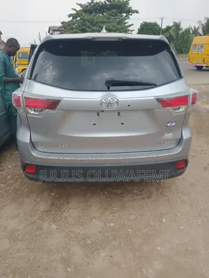 Toyota Highlander 2016 Silver