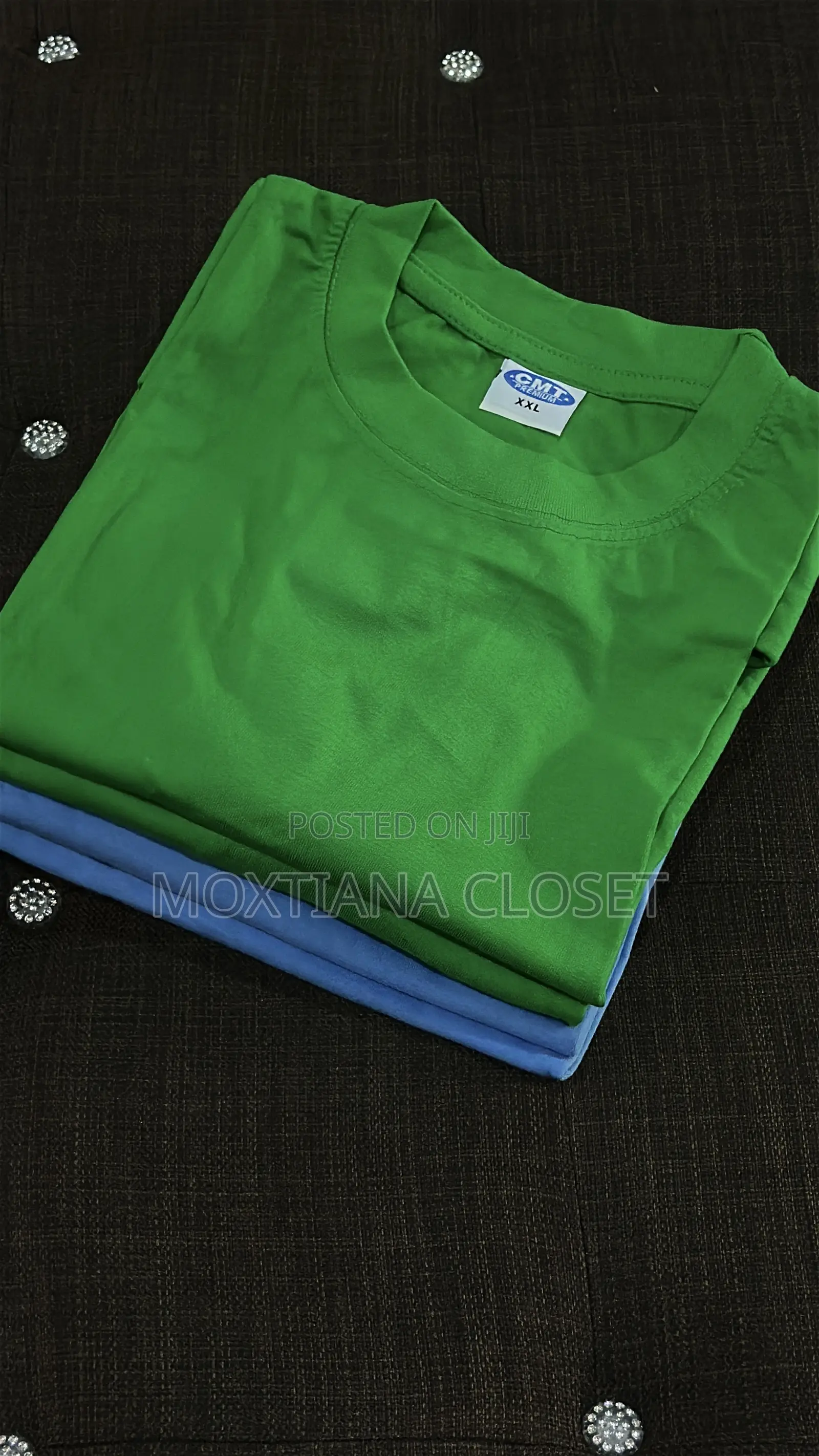 Roundneck Tshirt