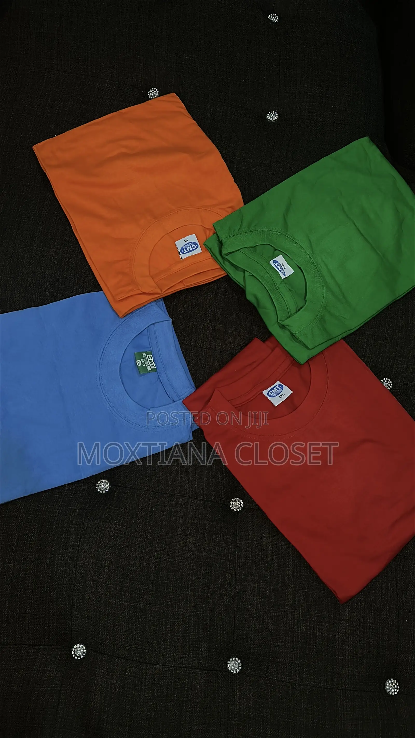 Roundneck Tshirt