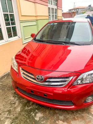 Toyota Corolla 2013 Red