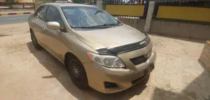 Toyota Corolla 2009 Gray