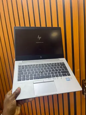Laptop HP EliteBook 830 G5 8GB Intel Core i5 SSD 256GB