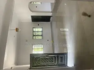 2bdrm Apartment in Peace Estate, Akala Express for rent