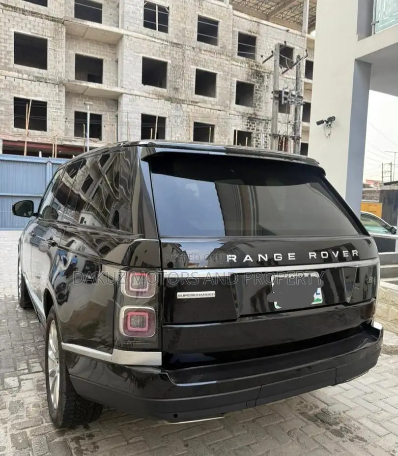 Land Rover Range Rover Vogue 2014 Black