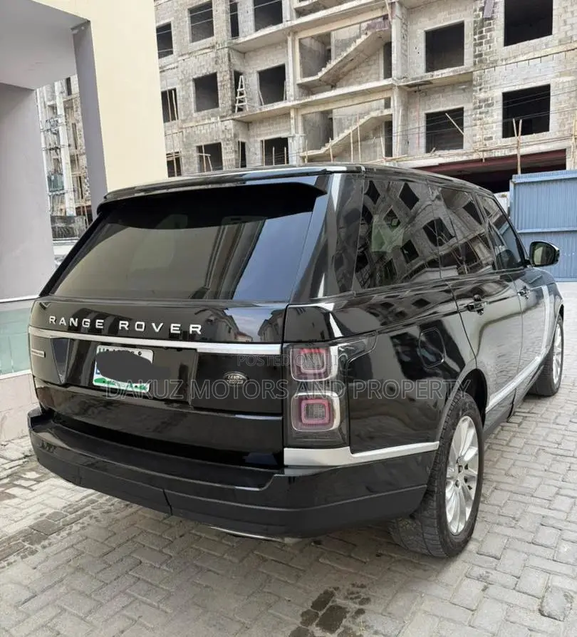 Land Rover Range Rover Vogue 2014 Black