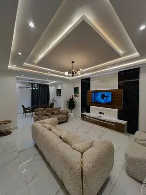 Luxury 3 Bedrooms Shortlet Duplex