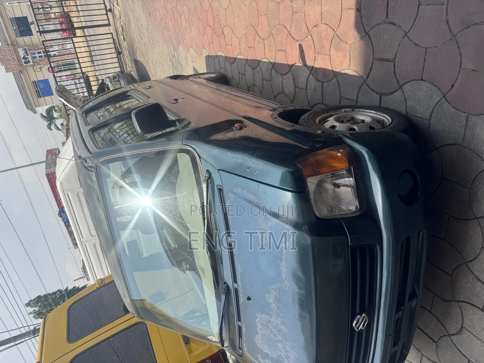 Suzuki APV Minibus 2000 Green