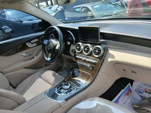 Mercedes-Benz GLC-Class 2019 Black