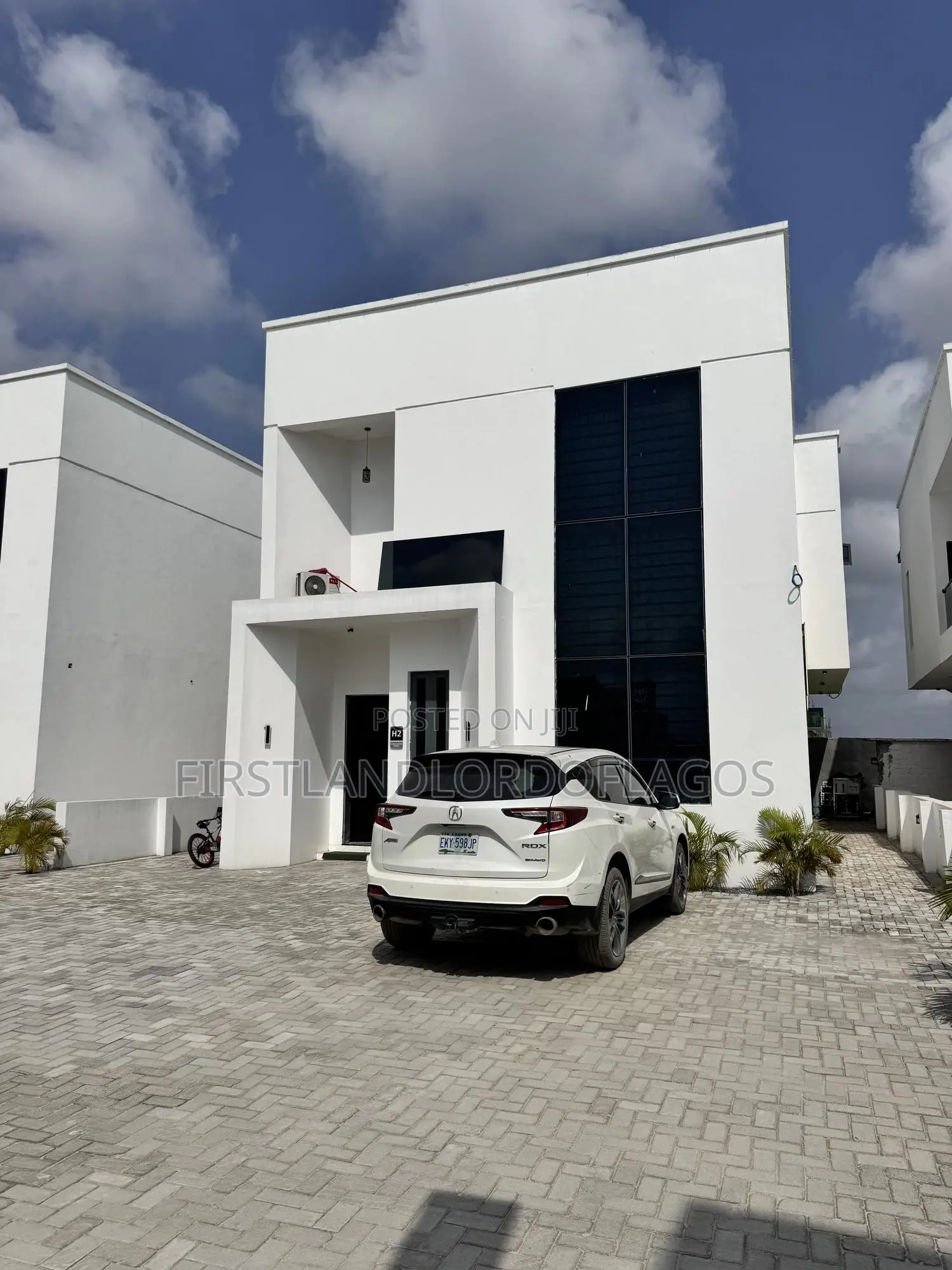 Civic Residence