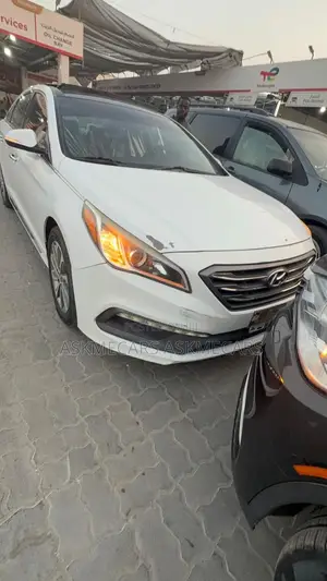 Hyundai Sonata Sport Sedan FWD (2.4L 4cyl 6A) 2016 White