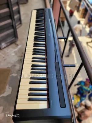 Yamaha P95