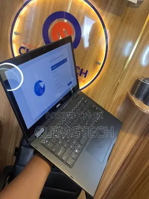 Laptop Dell Latitude 3390 8GB Intel Core i5 SSD 256GB