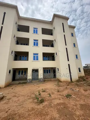 3bdrm Block of Flats in Jahi for sale