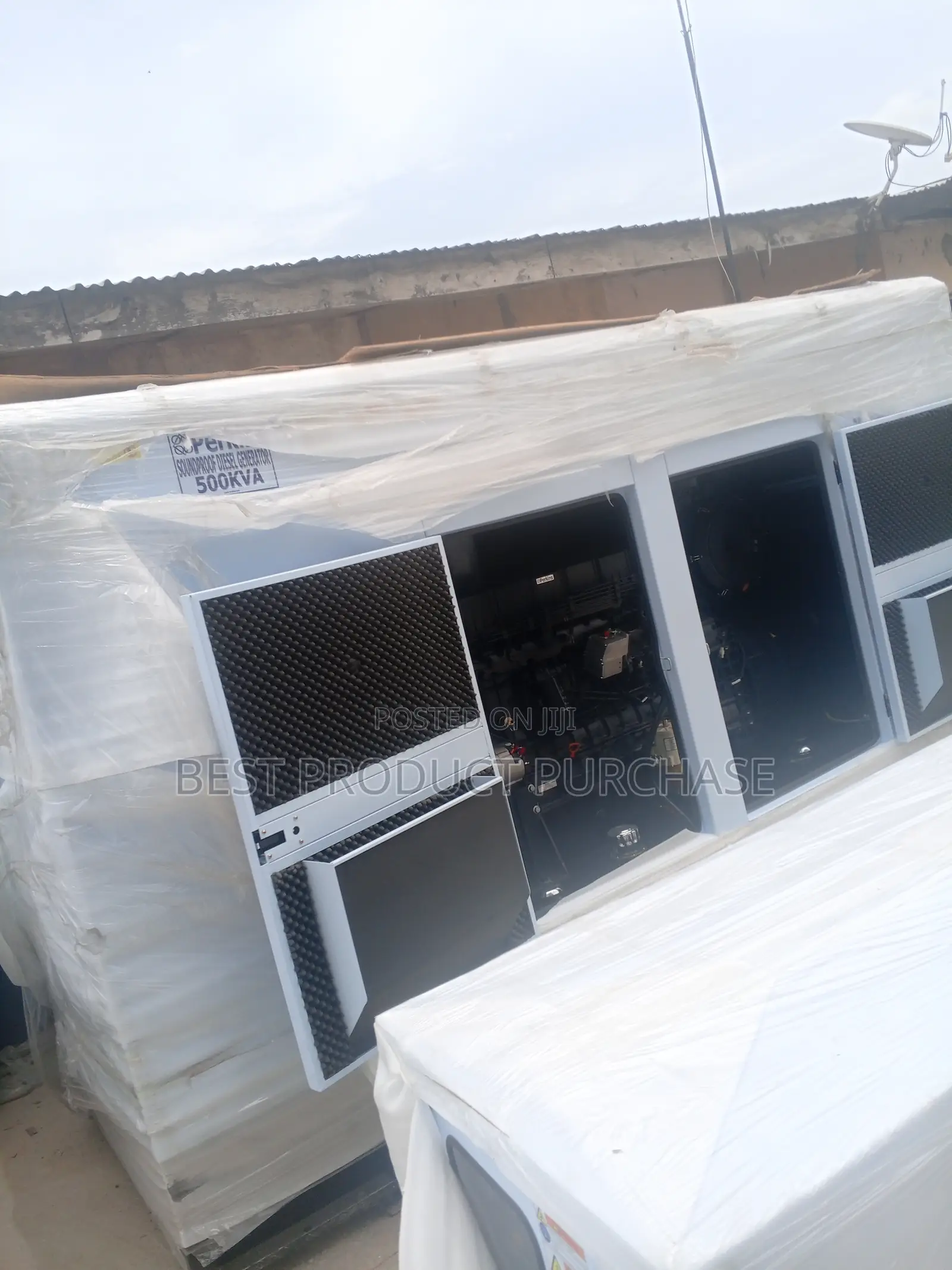 Community Power: 200kva Perkins Soundproof Gen Set