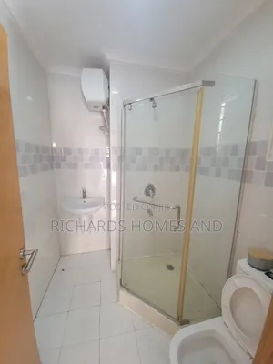 1bdrm Apartment in Lekki Phase 1 for rent