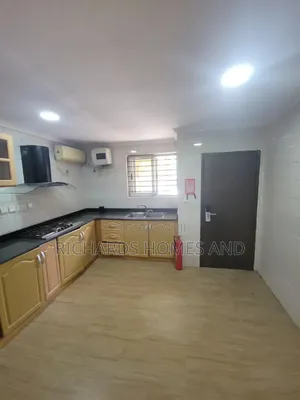 1bdrm Apartment in Lekki Phase 1 for rent