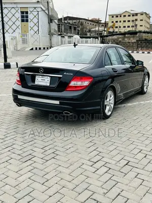 Mercedes-Benz C300 Sport 4Matic Sedan AWD (3.0L 6cyl 7A) 2011 Black