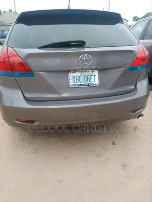 Toyota Venza Limited 2010 Gray