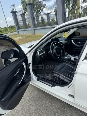 BMW 320i 2013 White