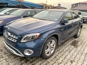 Mercedes-Benz GLA 250 2019 Blue