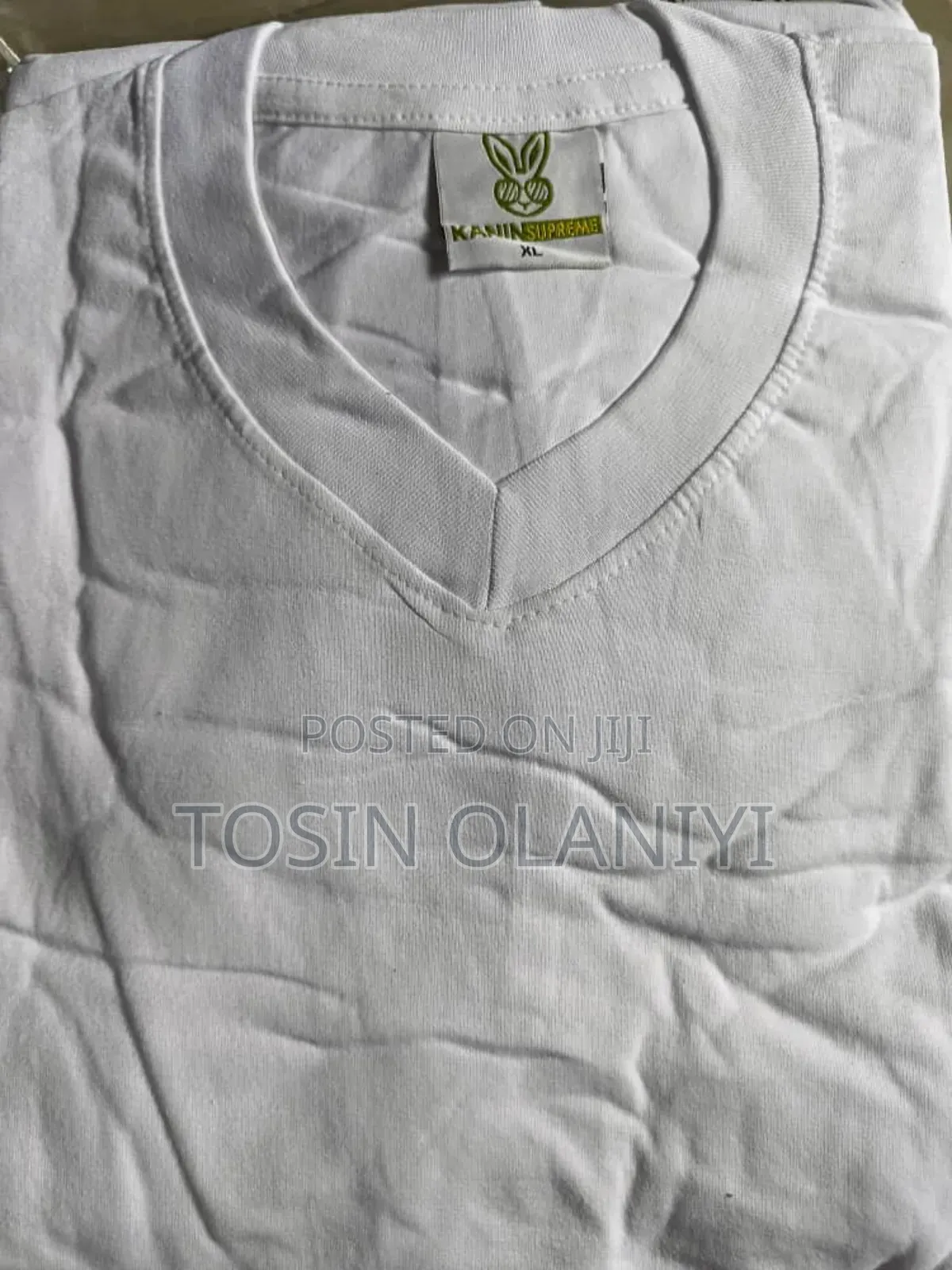 Plain v-Neck Tshirts