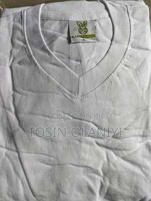 Plain v-Neck Tshirts