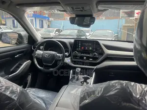 Toyota Highlander XLE AWD 2020 Black