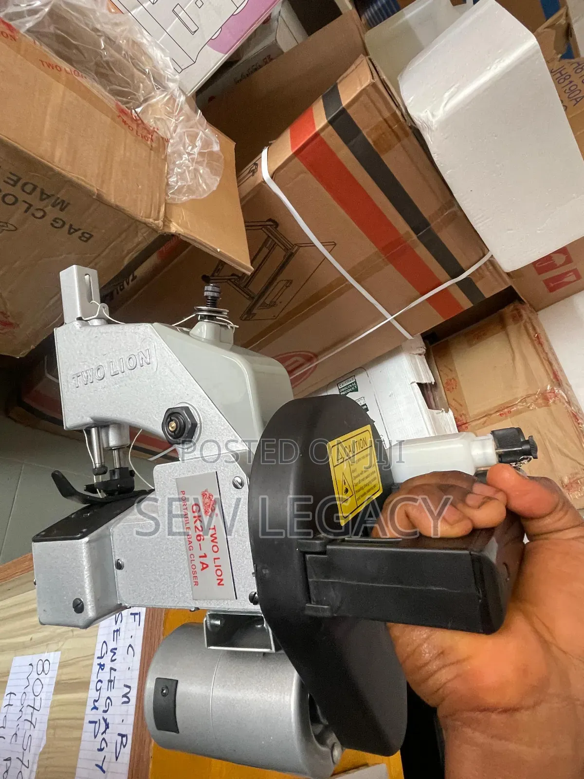 Bag Closer Machine