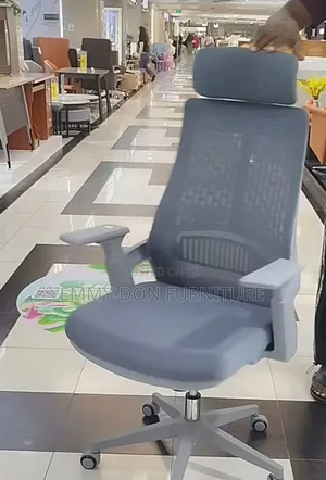 High Quality Swivel Office Chair
