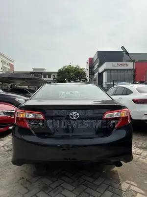 Toyota Camry SE 4dr Sedan (2.5L 4cyl 6A) 2013 Black