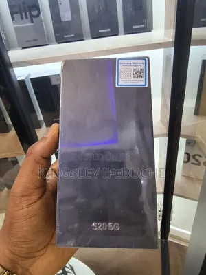 New Samsung Galaxy S20 128 GB