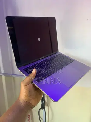 Laptop Apple MacBook Pro 2017 16GB Intel Core i5 SSD 512GB