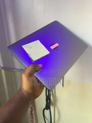 Laptop Apple MacBook Pro 2017 16GB Intel Core i5 SSD 512GB