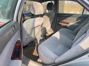 Toyota Camry LE 4dr Sedan (2.4L 4cyl 5M) 2003 Silver