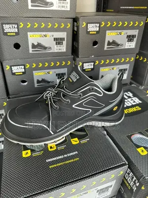 Flow Safety Jogger Boots