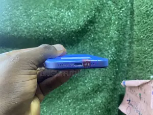 Apple iPhone 16 128 GB Blue