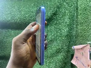 Apple iPhone 16 128 GB Blue