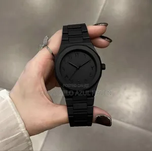 Valenzo
Wristwatch