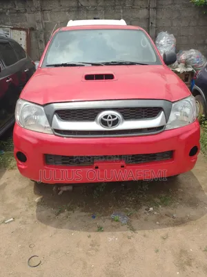 Toyota Hilux 2008 Red