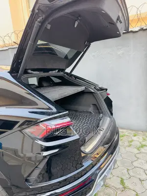 Lamborghini Urus Base 4dr AWD 2020 Black
