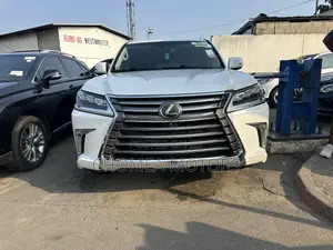 Lexus LX 2019 White