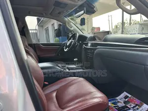 Lexus LX 2019 White
