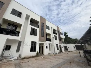 4bdrm Townhouse/Terrace in Garki 2 for sale