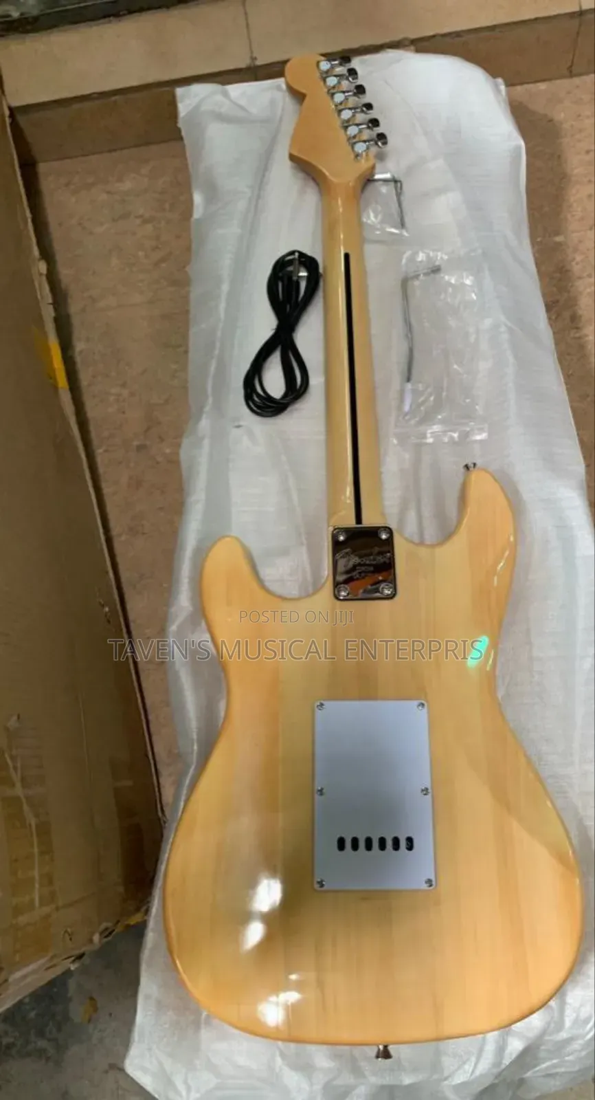 Fender Stratocaster Electric Guitar