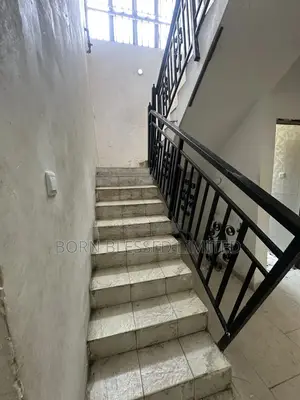 5bdrm Duplex in Graceland, Ajiwe for rent