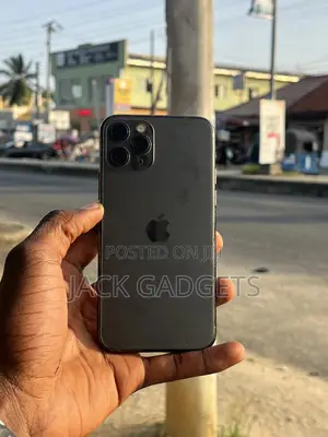 Apple iPhone 11 Pro 64 GB Gray