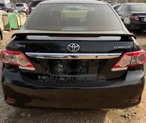 Toyota Corolla 2012 Black