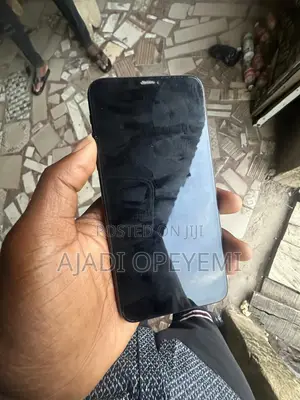 Apple iPhone 11 Pro Max 64 GB