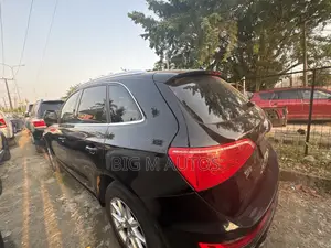 Audi Q5 2011 Black
